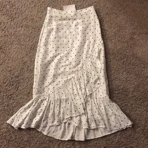 BRAND NEW spotted skirt